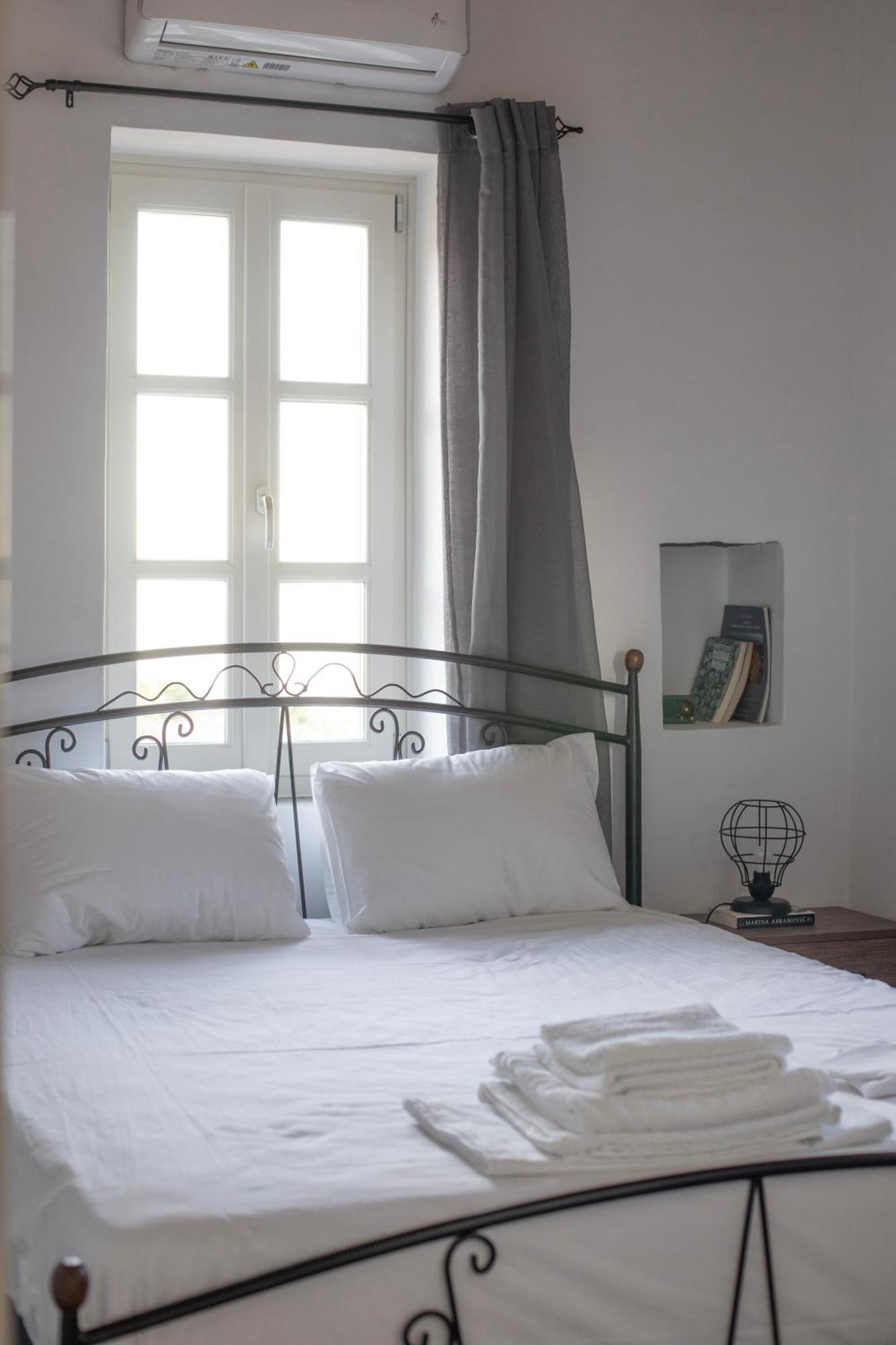 Tholos Guest House 克若尼索斯 外观 照片
